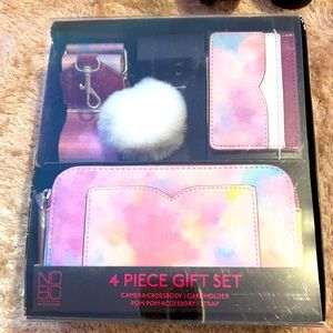 No Boundaries 4 piece gift Set